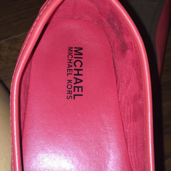Michael Kory red loafers/ flats - Picture 4 of 5
